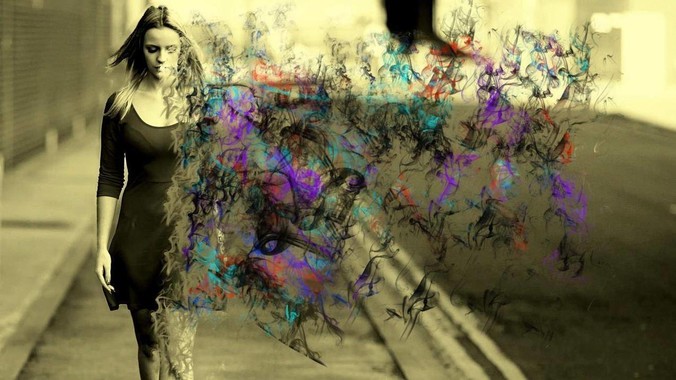 《西西里美丽传说》女主角，在当时打扮这么高调，不觉得带给自己很多不便吗？如何理解她的心态？